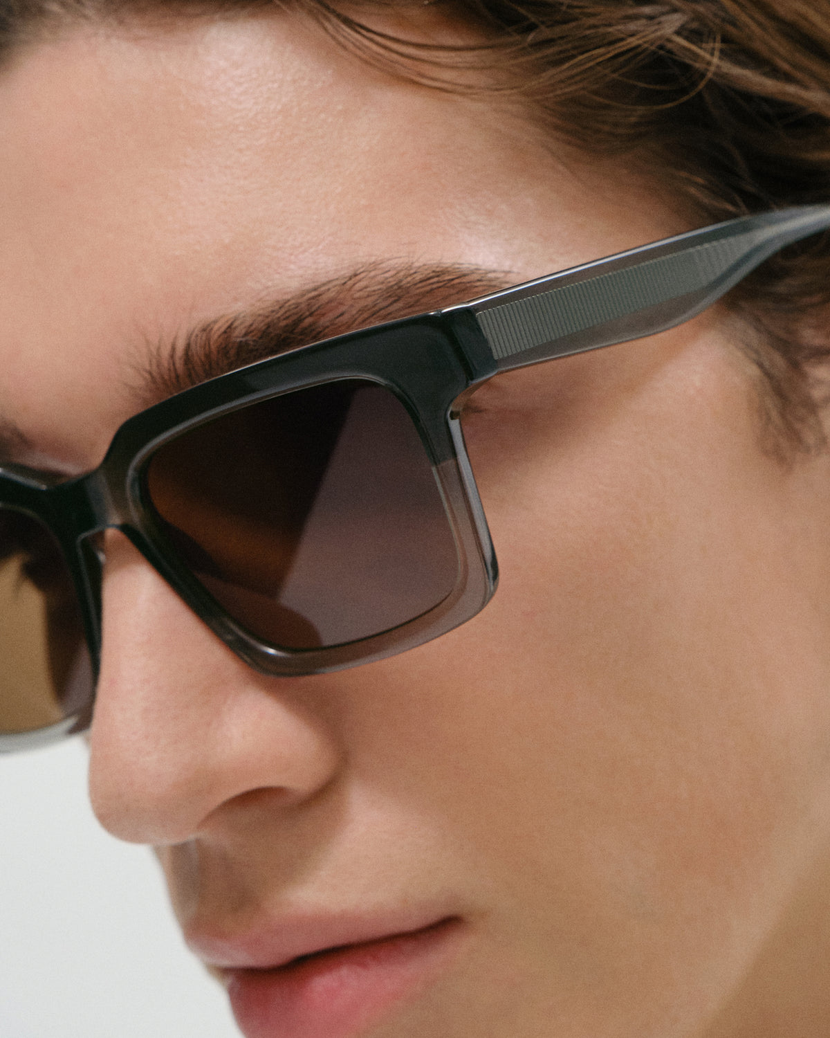OSWIN: Cuadrada Acetato Verde sunglasses by GIGI STUDIOS 11504